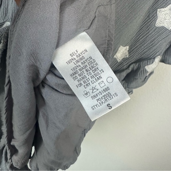 Storia Star Embroidered Kimono Romper Size S - Picture 4 of 5